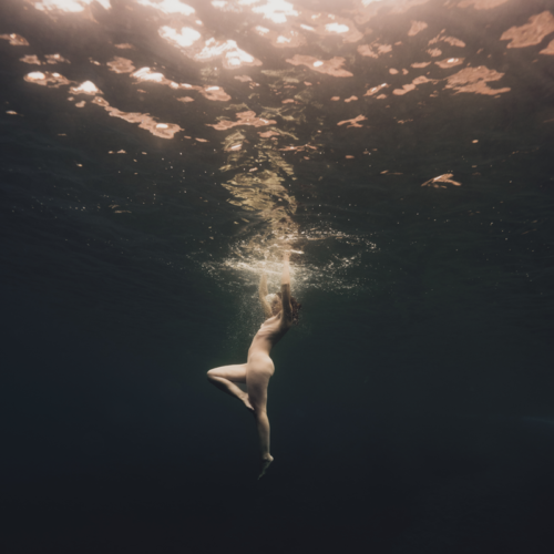 underwater-shooting-femme-mer-carre-3