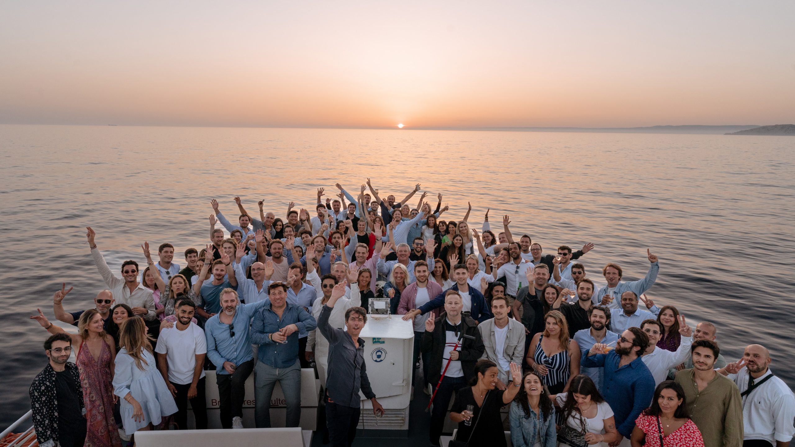 Photographe-entreprise-Marseille-–-seminaire-et-evenement-professionnel-scaled