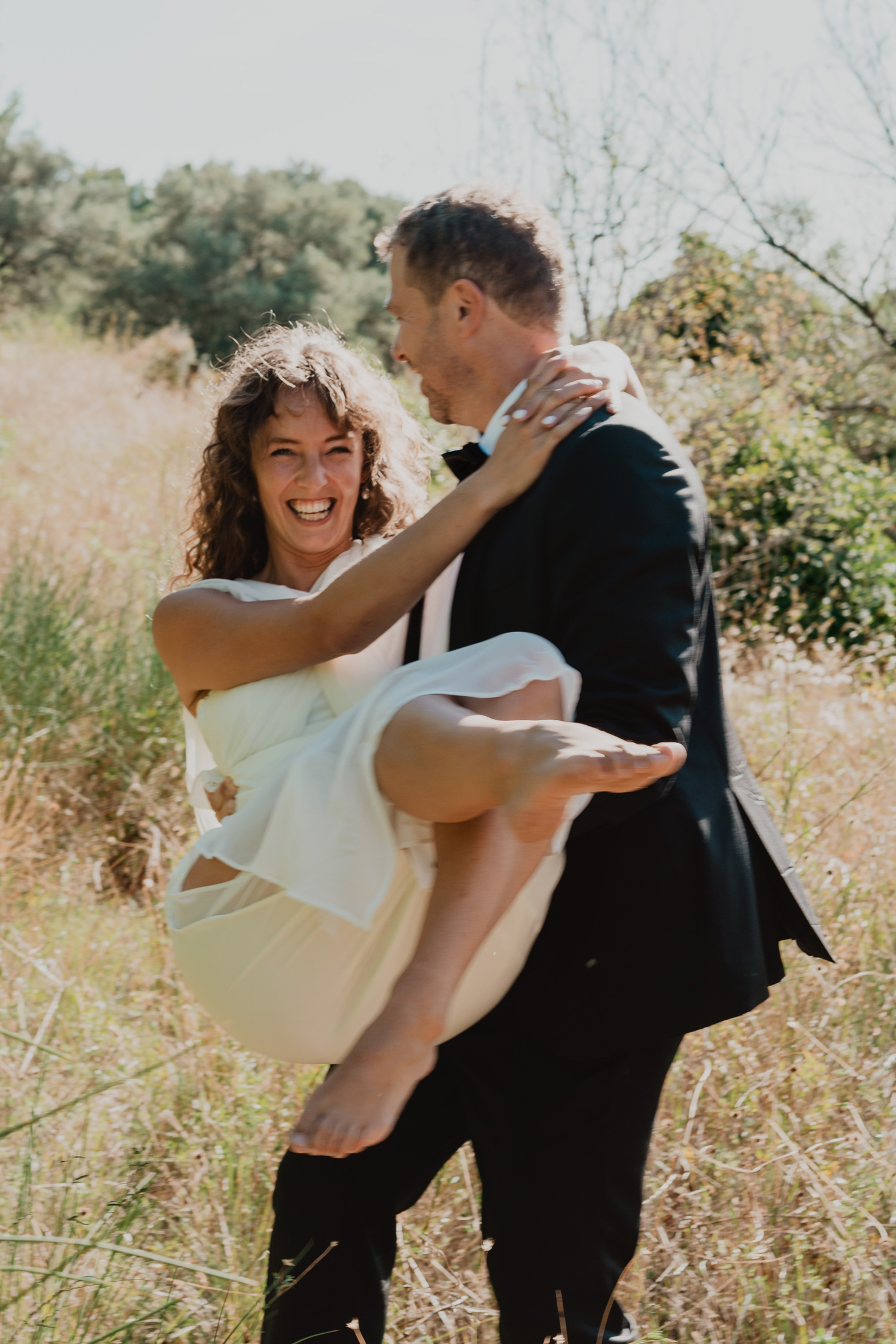 Émotions et connexion lors d’un mariage intimiste à La Ciotat