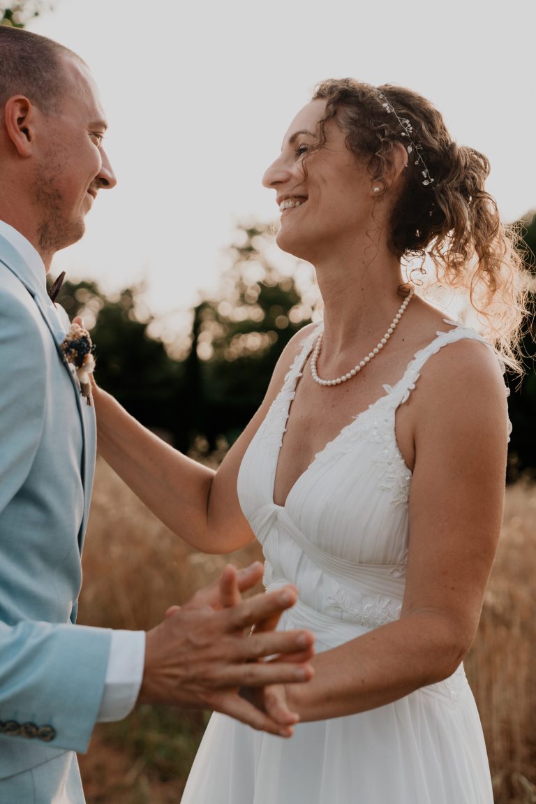 Reportage photo mariage en Provence : mariage intimiste et naturel