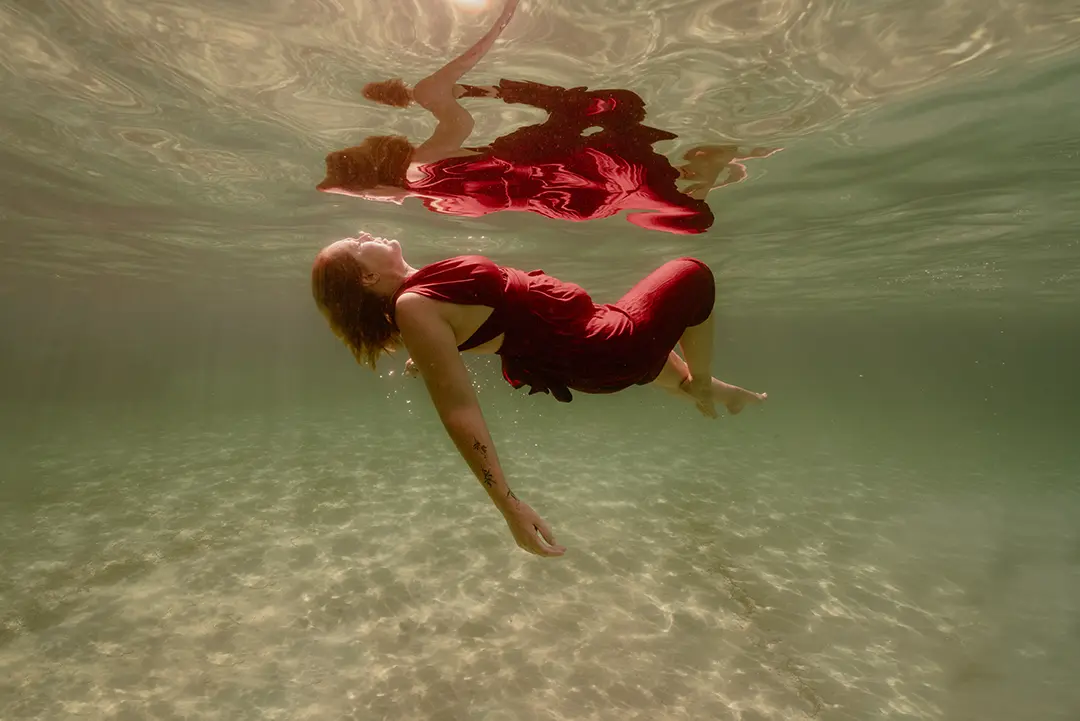 Portrait underwater lumineux en mer à Giens