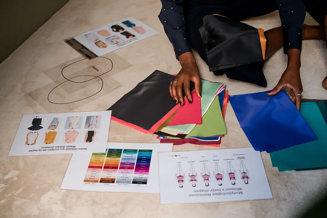 Séance portrait branding pour solopreneur, portraits et scènes de travail