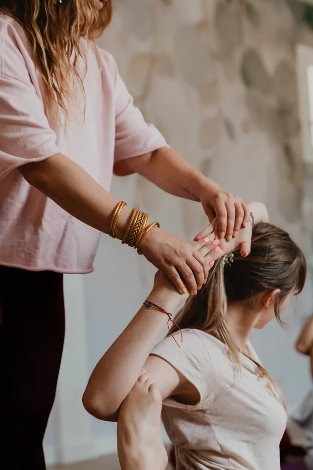 Studio Respire : shooting photo et vidéo créatif pour un studio de yoga
