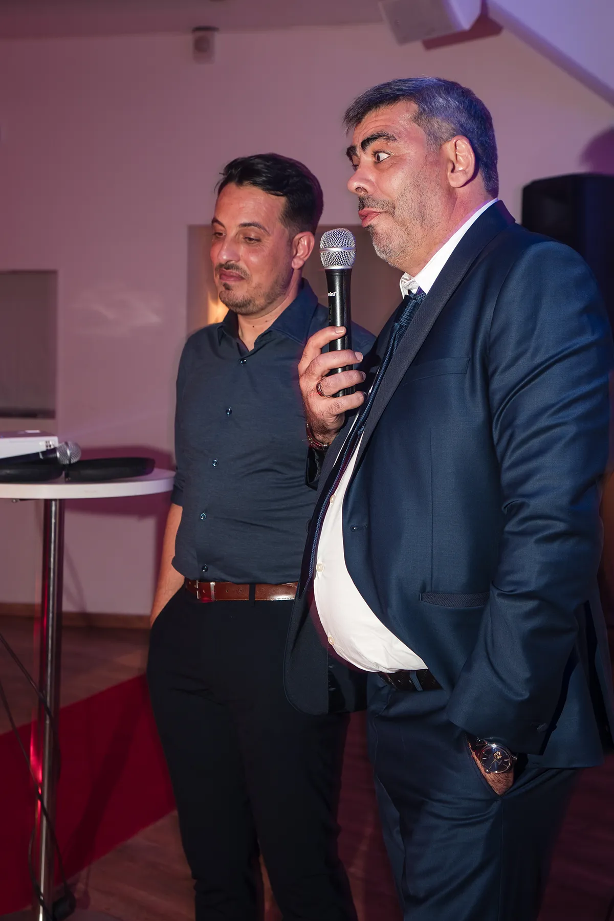 Discours de la direction remerciant les collaborateurs pour leurs résultats, soirée ASR Temp à Marseille.